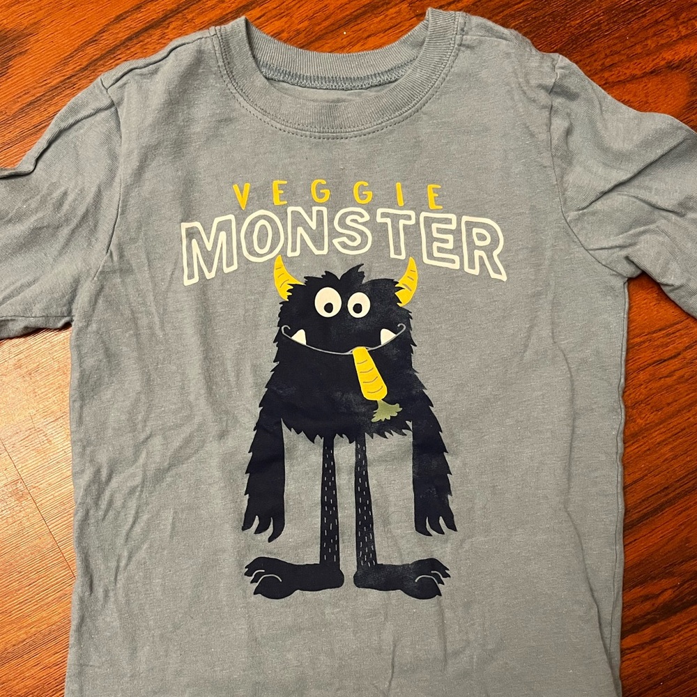 Carter’s T-Shirt - Size 3T